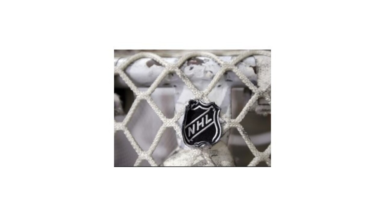 NHL: Handzuš opäť rozhodol o výhre Sharks v nájazdoch
