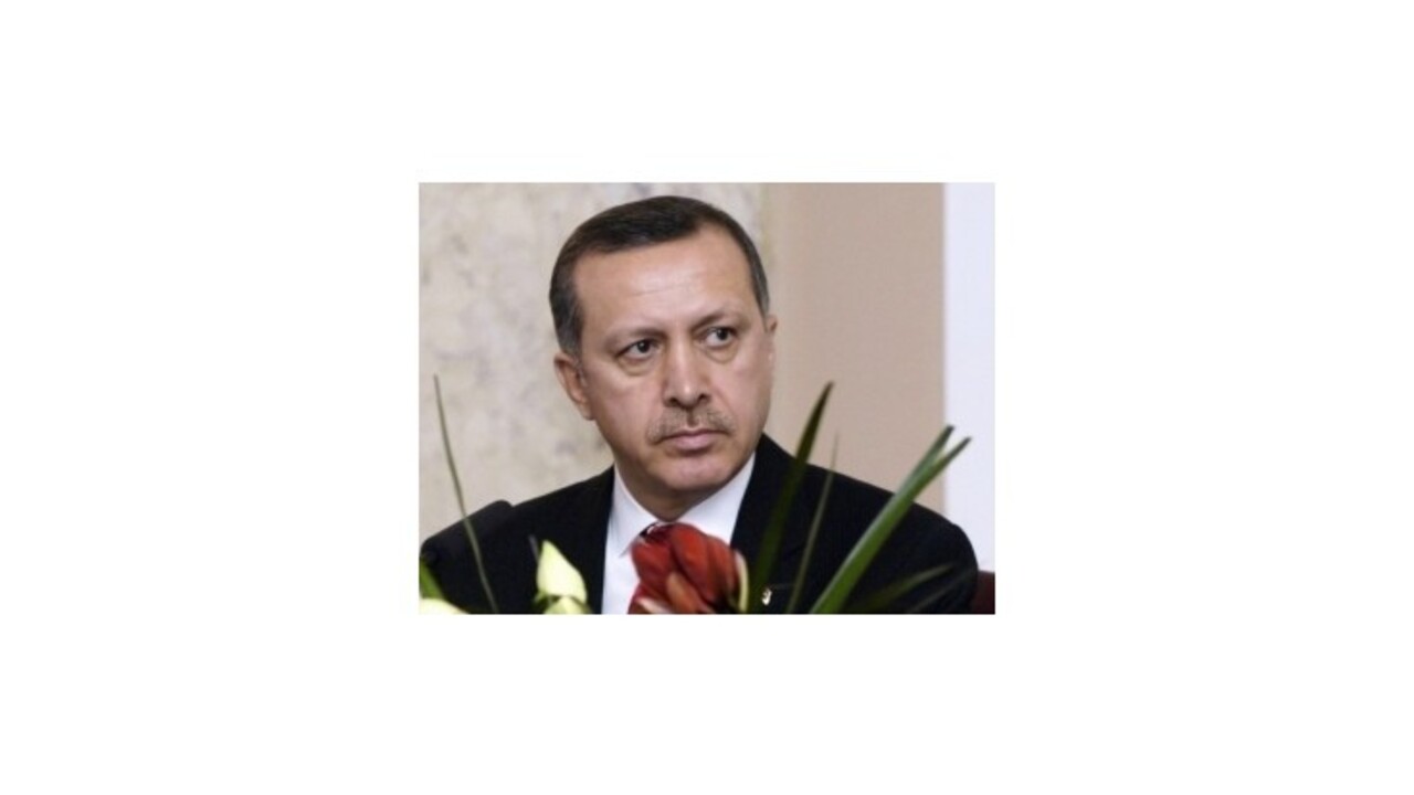 Turecký premiér: Polstoročné čakanie na EÚ je neodpustiteľné