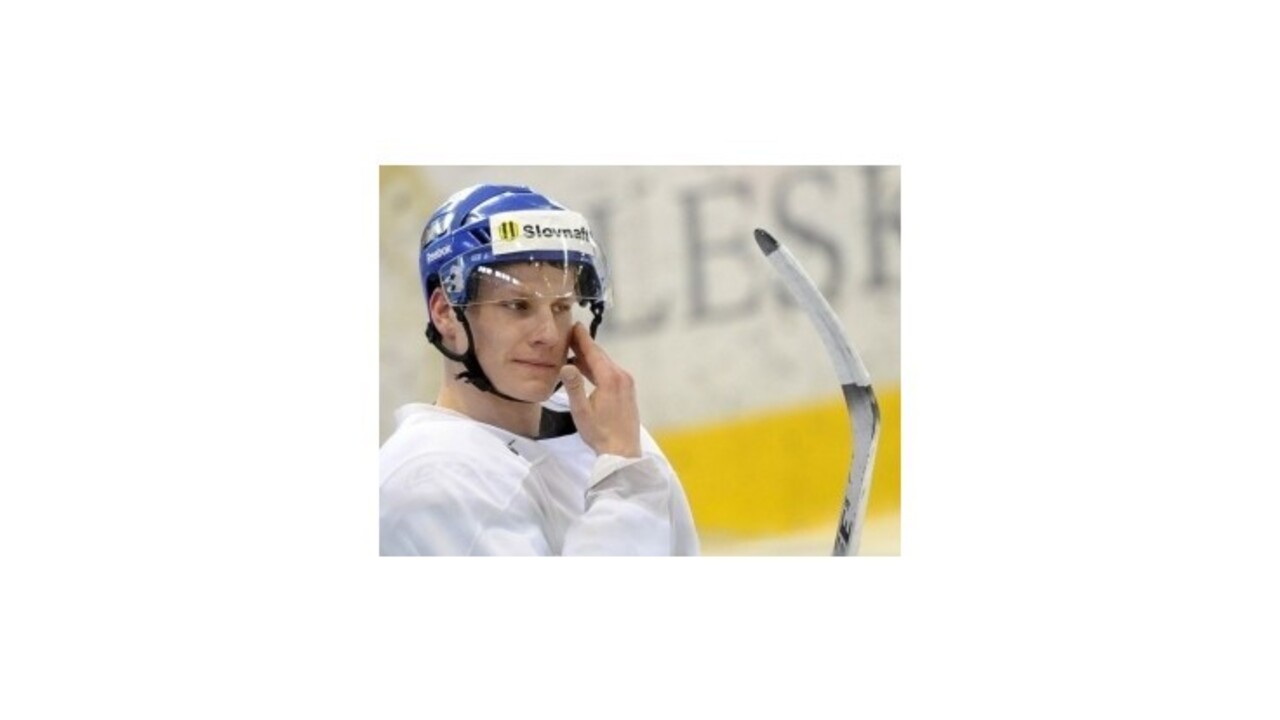 Pánik sa dočkal, Yzerman ho povolal do prvého tímu Lightning