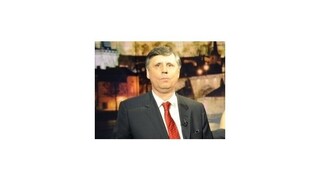 Fischer dlhuje milióny za prezidentskú kampaň