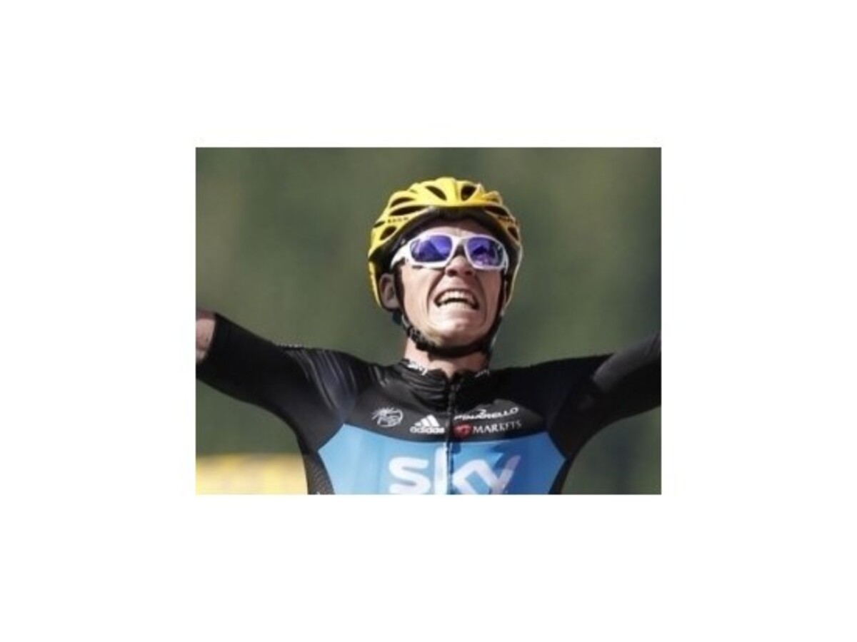 Froome vyzliekol v Ománe Sagana z červeného dresu