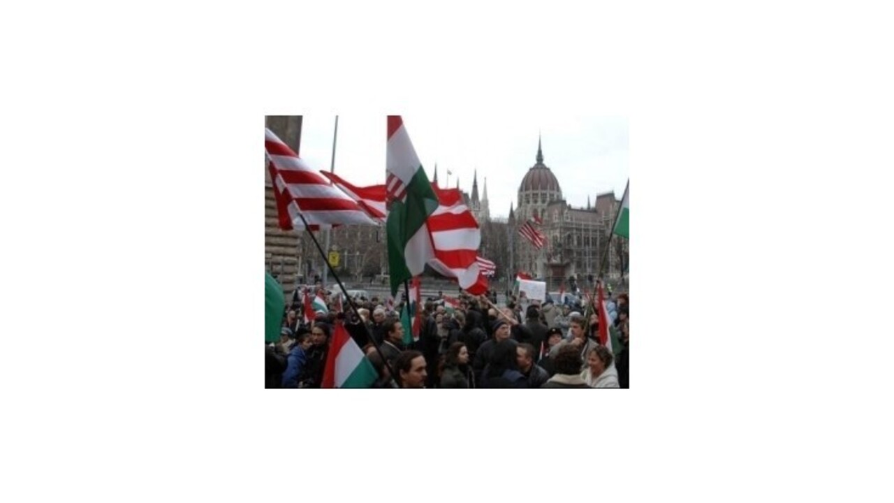 Maďarskí pedagógovia budú štrajkovať, nedohodli sa s vládou