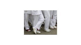 Sporné pracovné zmluvy spôsobujú problémy v nemocniciach