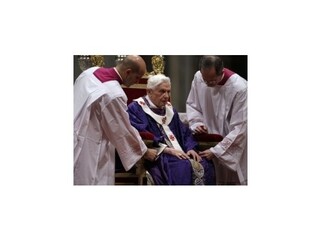 Benedikt XVI. sa po odstúpení stane emeritným pápežom