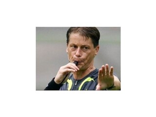 Podľa IFFHS je Micheľ 12. najlepší rozhodca