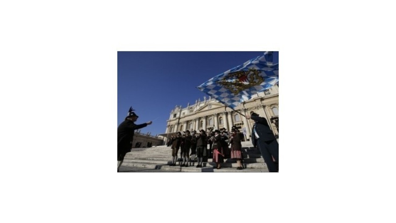 Benedikt XVI. poďakoval veriacim za podporu