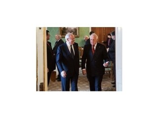 Gašparovič s Klausom sa stretnú v Brne, aby si odovzdali vyznamenania
