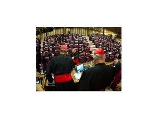 Kardináli požadujú viac informácií o škandále Vatileaks