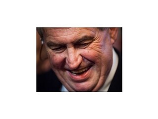 Žaloba na Klausa je hysterická reakcia, tvrdí Zeman
