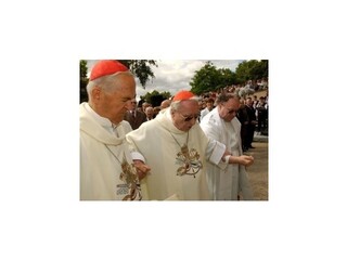 Dedičstvo Garbovcov mali deliť aj kardináli Tomko a Korec