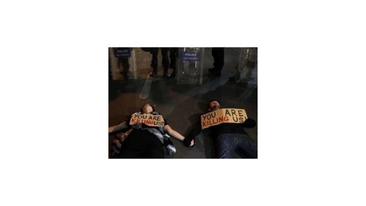 Ponuka EÚ naďalej platí, Cyprus však musí byť disciplinovaný