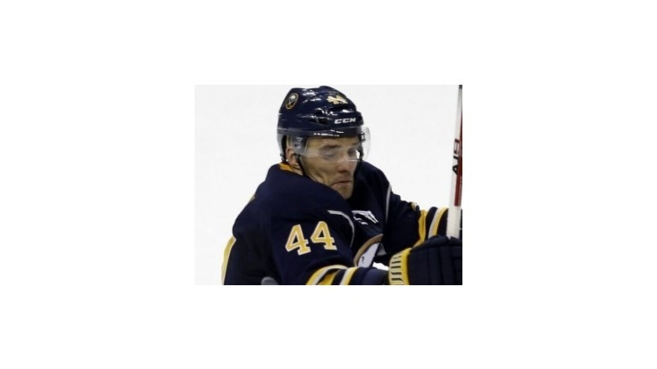 Sekera asistoval, ale Buffalo prehralo, 15. výhra Pittsburghu v sérii
