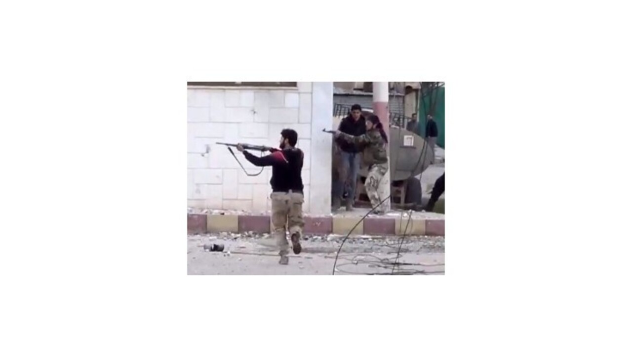 Sýrskym povstalcom pomáhajú stovky európskych džihádistov