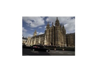 Británia sa rozlúčila s Margaret Thatcherovou