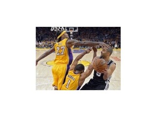 Najhoršia domáca prehra Lakers v play-off v histórii