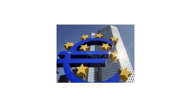 ECB by mohla na bratislavskom rokovaní znížiť úrokové sadzby