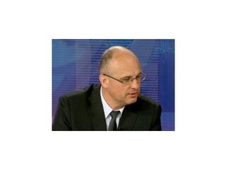HOSŤ V ŠTÚDIU: R. Vlček o pripravovanej dani z finančných transakcií