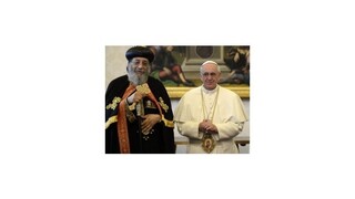 Vo Vatikáne sa spolu modlili dvaja pápeži - katolícky a koptský