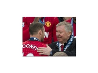 Ferguson, Scholes a Moyes sa rozlúčili s fanúšikmi