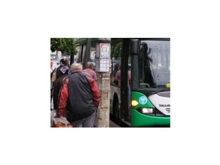 Estónci v prvom kvartáli priemerne zarábali 900 eur
