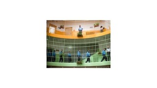 Aj odsúdení si prevzali maturitné vysvedcenia