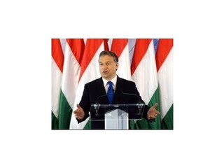Vyliatie Dunaja podľa Orbána hrozí na 9 miestach