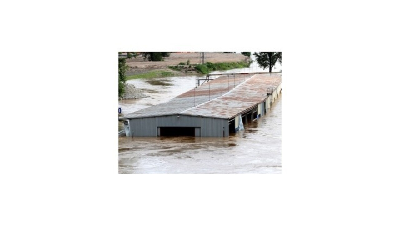 Obyvatelia Mělníka kvôli obavám z rabovania ignorovali výzvy na evakuáciu