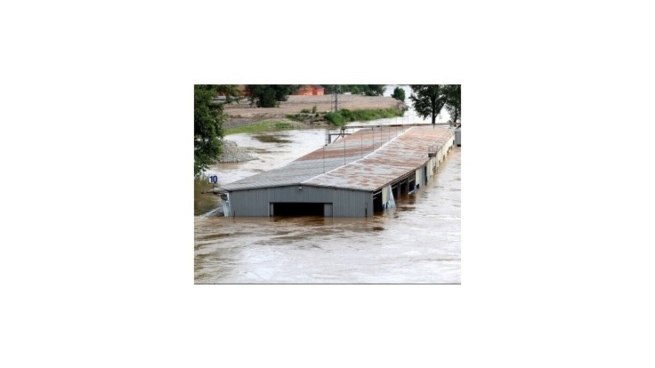 Česká vláda našla na pomoc po povodniach ďalšie miliardy