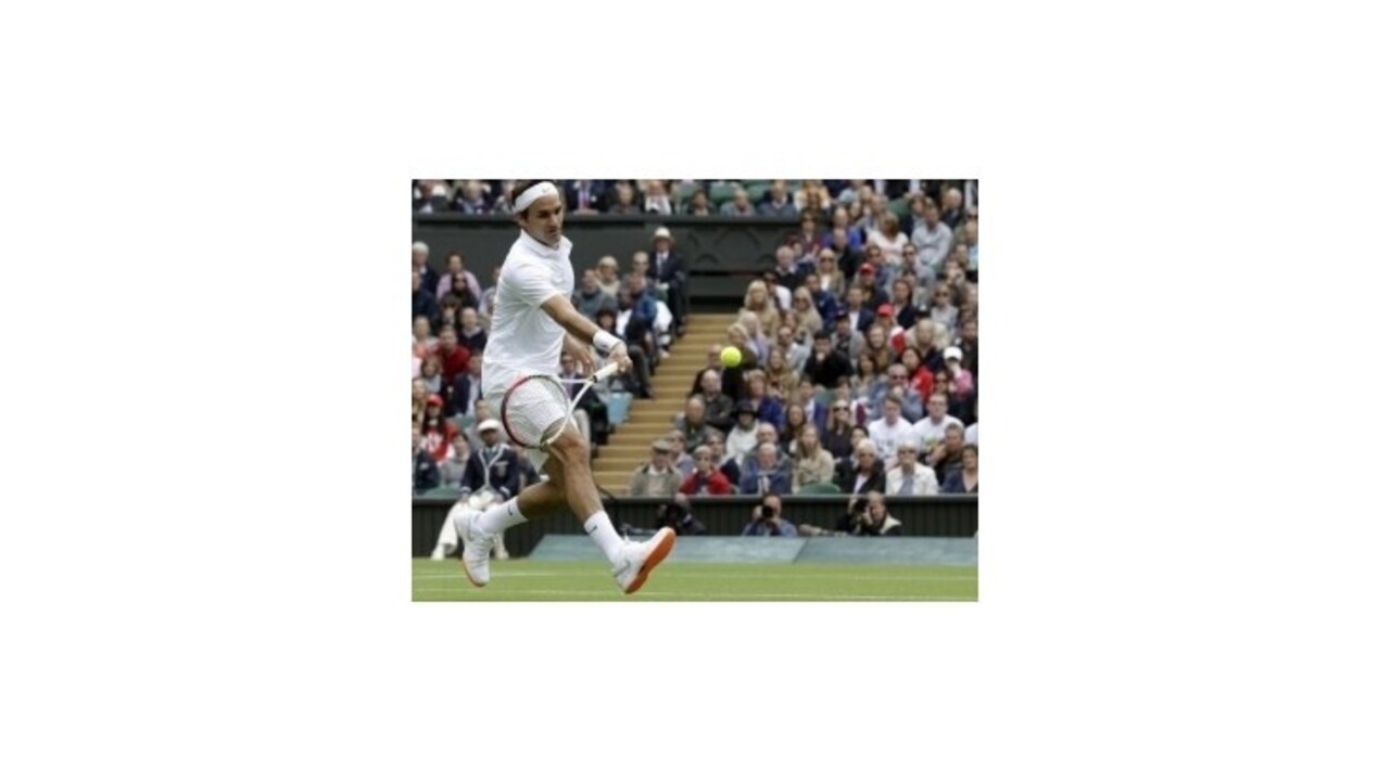 Federera nepustili na dvorec, musel sa prezuť