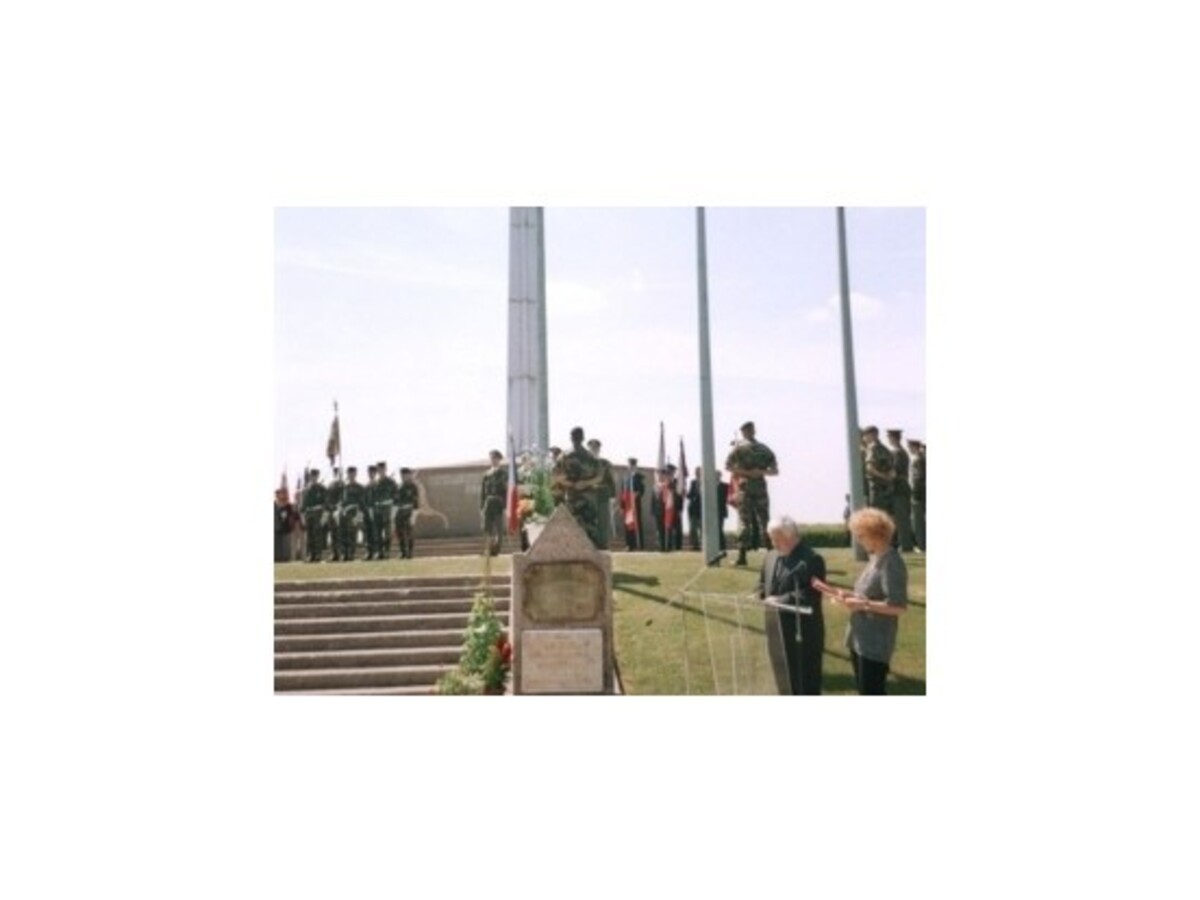Slovensko si uctilo československých legionárov