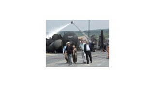 Kanadskí hasiči uhasili požiar, ktorý vypukol po havárii vlaku