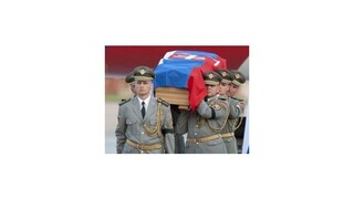 V Turzovke sa za prítomnosti prezidenta rozlúčia so zabitým čatárom