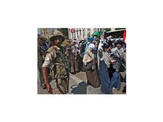 Egyptský premiér získal právomoc nariadiť armáde zatýkanie civilistov