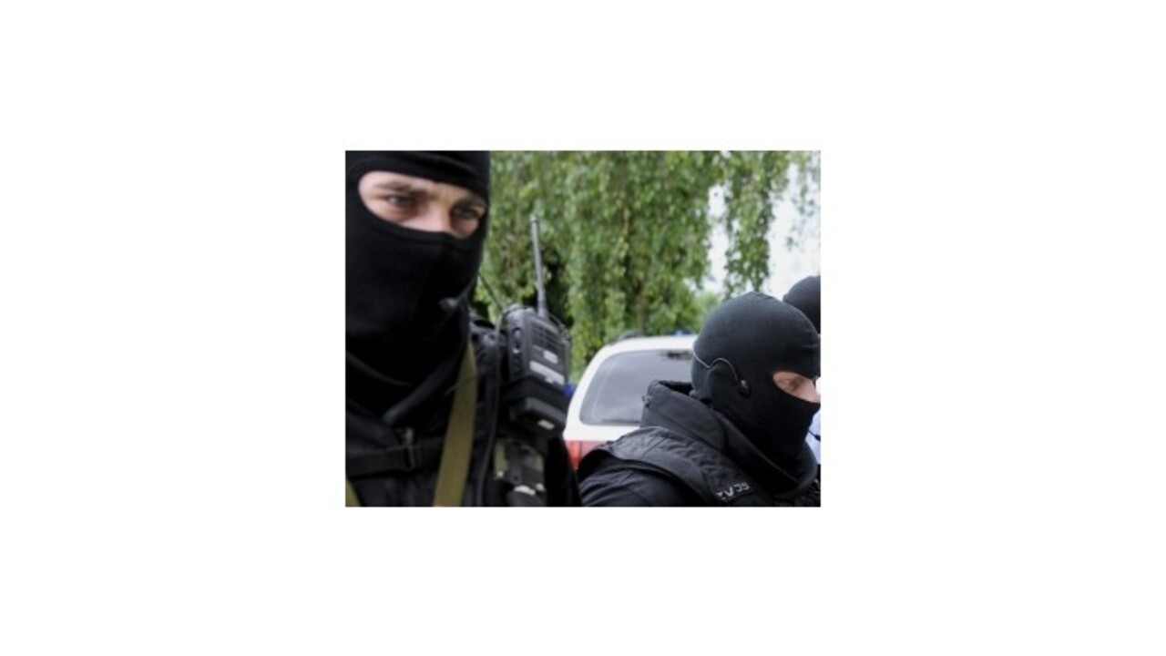 Štyria piťovci boli vo väzbe nezákonne, prepustili ich