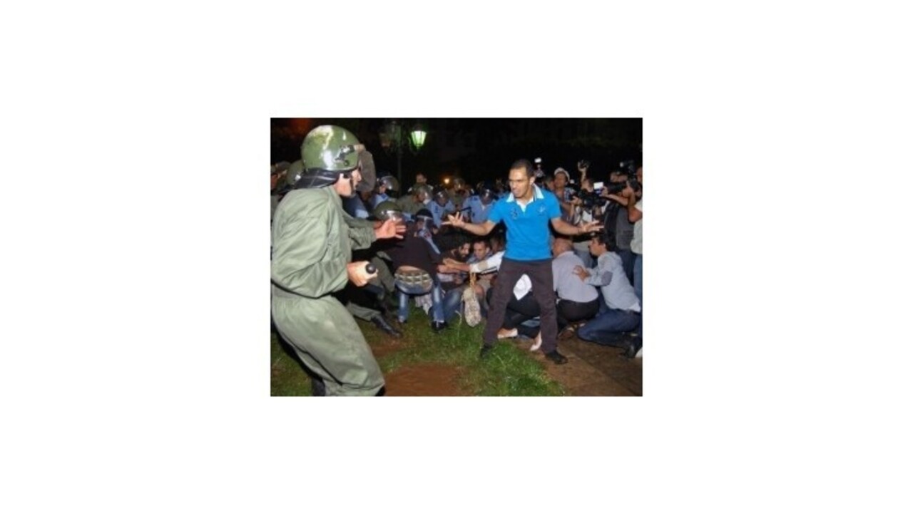 Marocký kráľ pod tlakom protestov zrušil milosť pre španielskeho pedofila