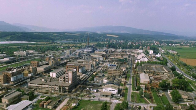 Vojna na Ukrajine sa dotkla aj slovenského priemyslu. Novácky Fortischem bude prepúšťať