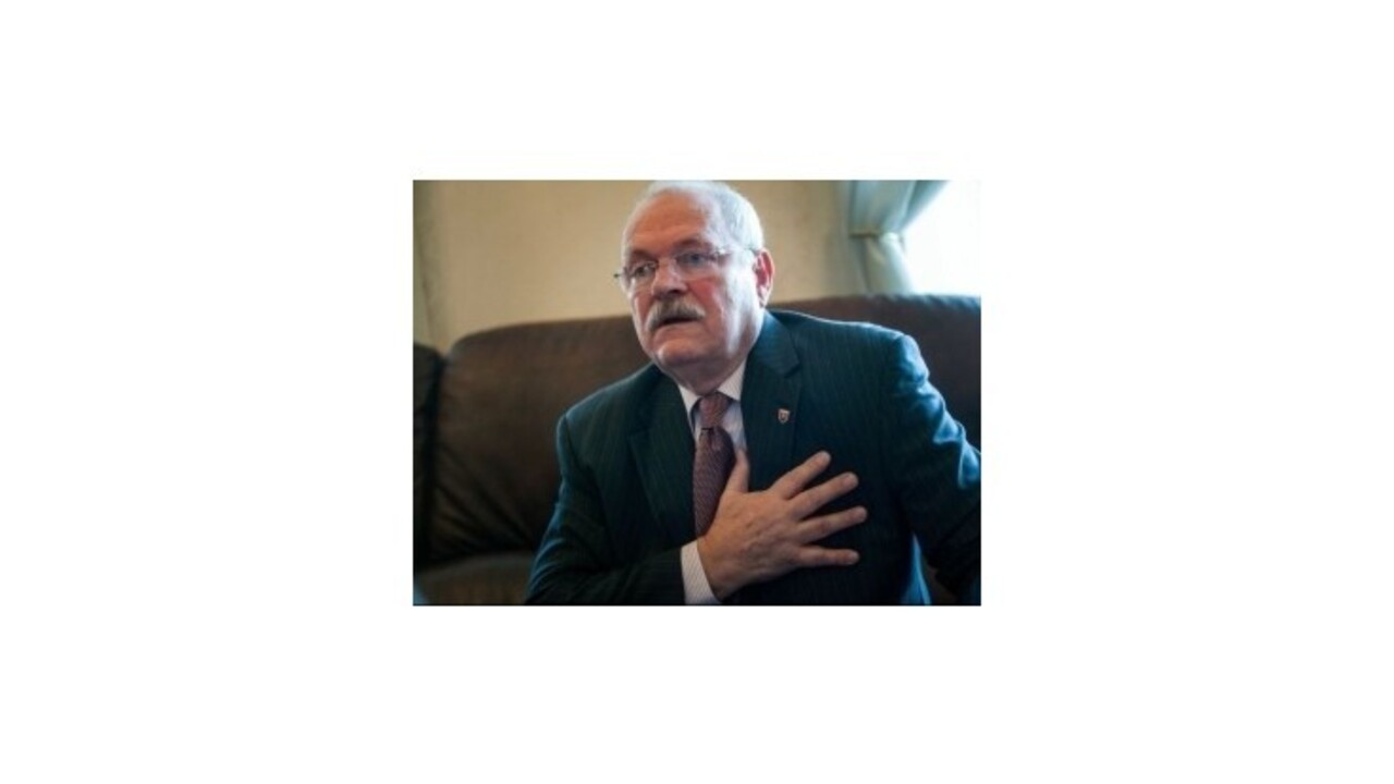 Gašparovič je momentálne proti intervencii v Sýrii