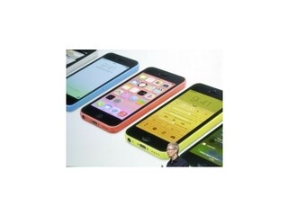 Apple novými produktmi neohúril, akcie firmy klesli