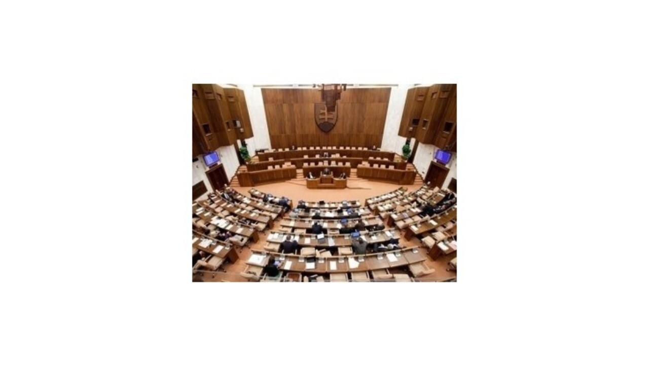 Parlament rozhodne o ochrane oznamovateľov korupcie aj vzniku parlamentnej stráže