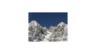 Tatry už majú na kopcoch súvislú snehovú pokrývku