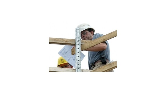 Každý tretí stavbár je nadbytočný, tvrdí analýza