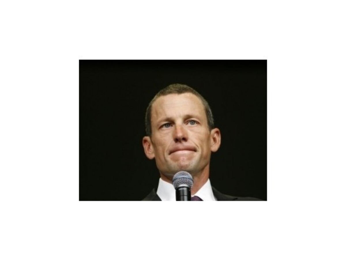 Armstrong vrátil MOV bronzovú medailu zo Sydney