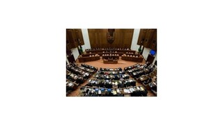 Parlament rokuje o ekonomike i volebných pravidlách