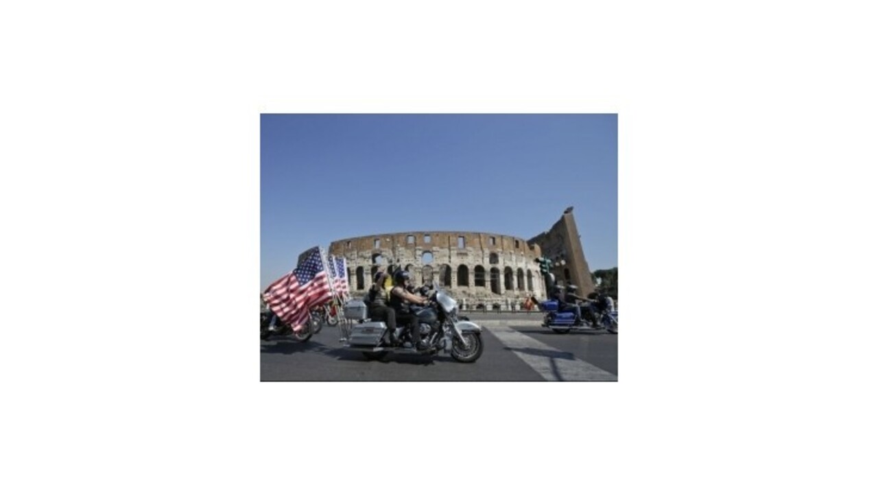 Pápež predáva svojho harleya