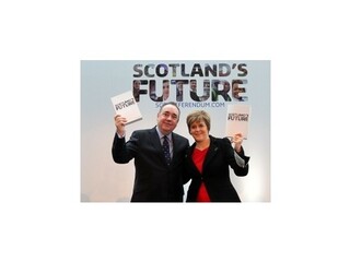 Nezávislé Škótsko by si ponechalo libru aj kráľovnú
