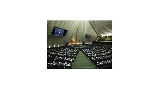 Veľká Británia a Irán obnovili diplomatické vzťahy