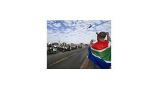 Mandelove pozostatky prepravili do jeho rodiska