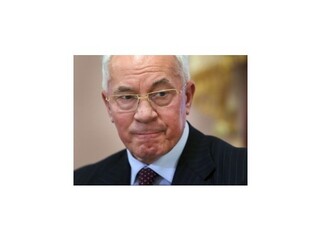Azarov čaká na peniaze z Ruska