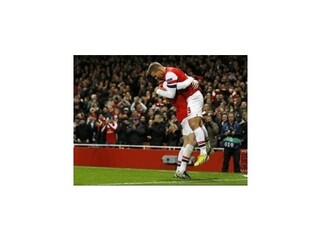 V FA Cupe postupuje Arsenal