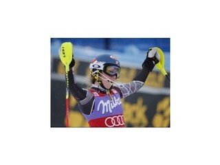 Shiffrinová druhá v priebežnom v slalome na lyžiach